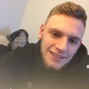 Meet your Posher, Brandon